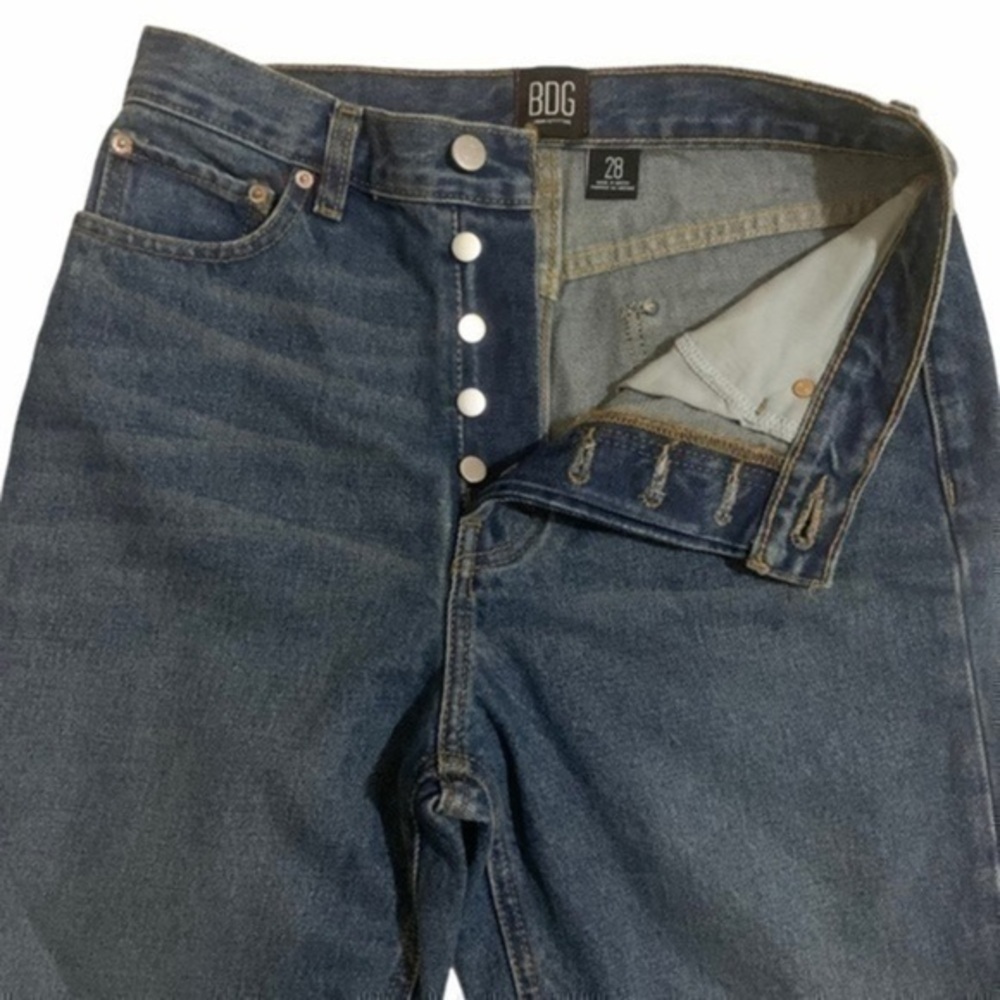 BDG Slim Straight Jeans Size 28 Womens Slim Denim Dark Wash 5-Pocket Style - Picture 4 of 11